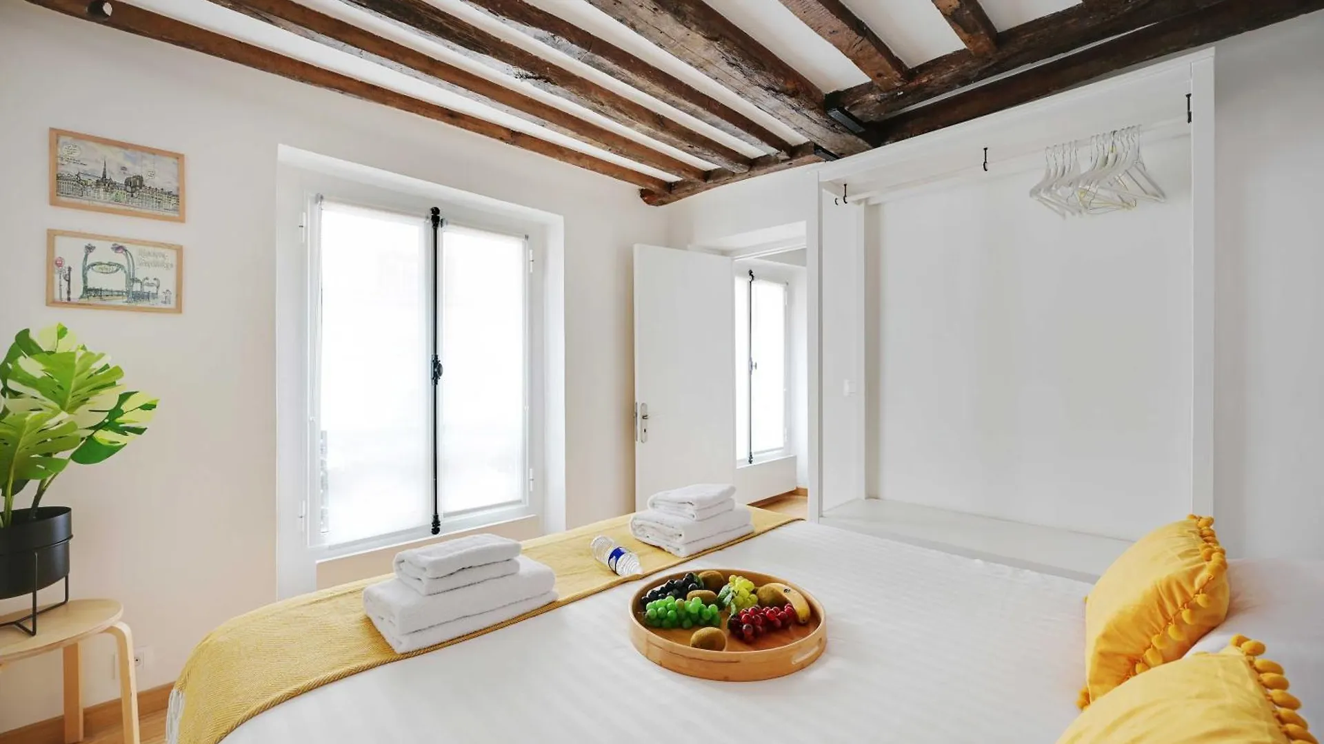 Apartment Duplex Pour 6 A Republique Confort Et Centralite Paris